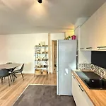 Modern With Terrace - Ideal Location Apartment *