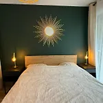 Apartment Modern With Terrace - Ideal Location