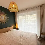 Modern With Terrace - Ideal Location * Cagnes-sur-Mer