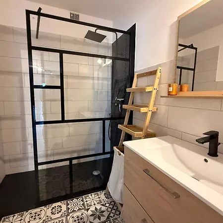 דירה Modern With Terrace - Ideal Location קאן סור מר